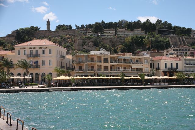 Nafplio - Cafes and bars below the Byzantine Acronauplia castle